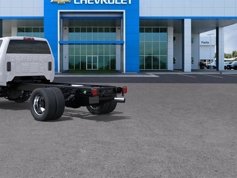 2025 Chevrolet Silverado 6500 HD 4WD Reg Cab WT