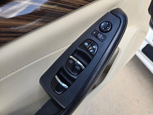 2017 Nissan Maxima 3.5 Platinum