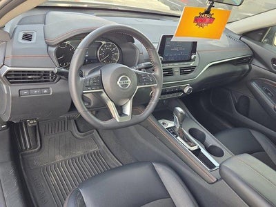 2022 Nissan Altima SR FWD