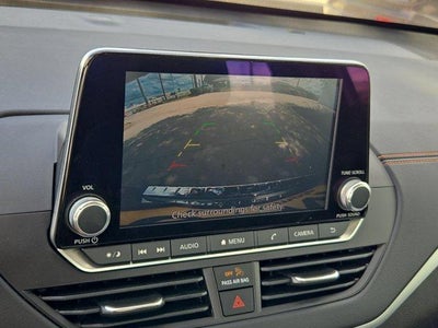 2022 Nissan Altima SR FWD