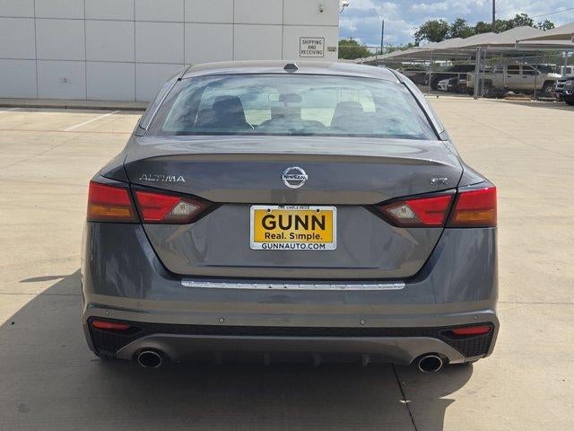 2022 Nissan Altima SR FWD