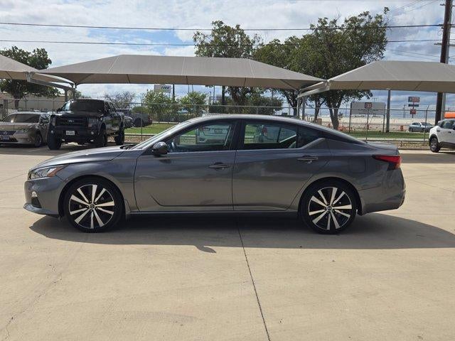 2022 Nissan Altima SR FWD