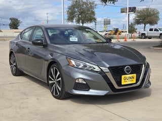 2022 Nissan Altima SR FWD