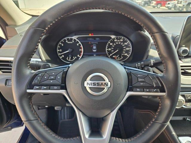 2020 Nissan Altima SR - Photo 11