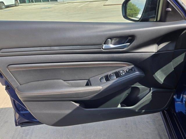 2020 Nissan Altima SR - Photo 19