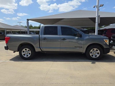 2017 Nissan TITAN S