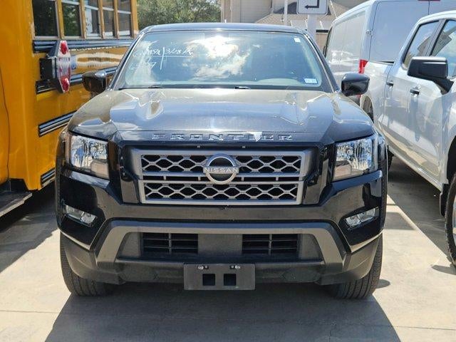 2022 Nissan Frontier Crew Cab SV 4x2
