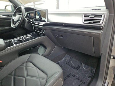 2025 Volkswagen Atlas Cross Sport 2.0T SE w/Technology