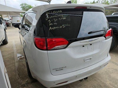 2018 Chrysler Pacifica Base