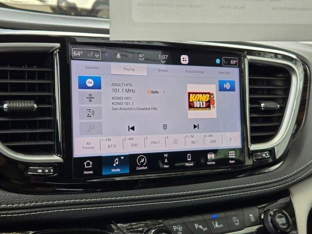 2024 Chrysler Pacifica Limited