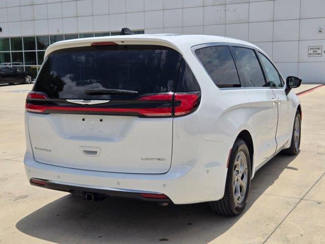 2024 Chrysler Pacifica Limited