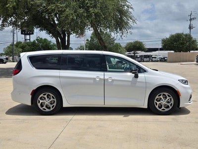 2024 Chrysler Pacifica Limited