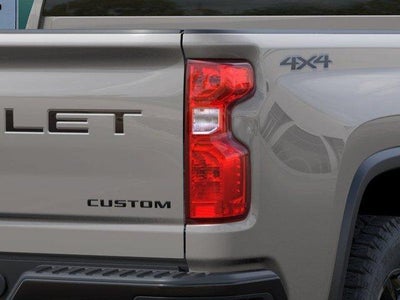2026 Chevrolet Silverado 2500 HD Crew Cab Standard Box 4-Wheel Drive Custom
