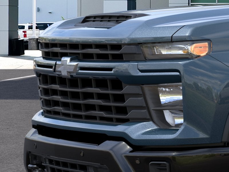 2026 Chevrolet Silverado 2500 HD Crew Cab Standard Box 4-Wheel Drive Custom