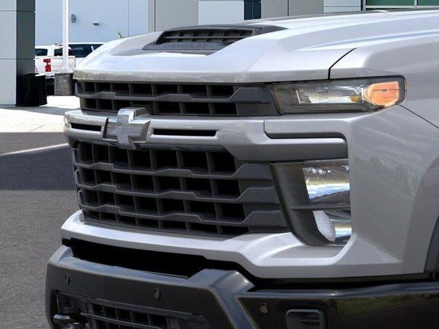 2026 Chevrolet Silverado 2500 HD Crew Cab Standard Box 4-Wheel Drive Custom
