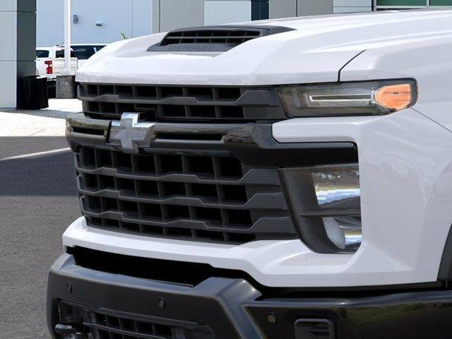 2026 Chevrolet Silverado 2500 HD Crew Cab Standard Box 4-Wheel Drive Custom