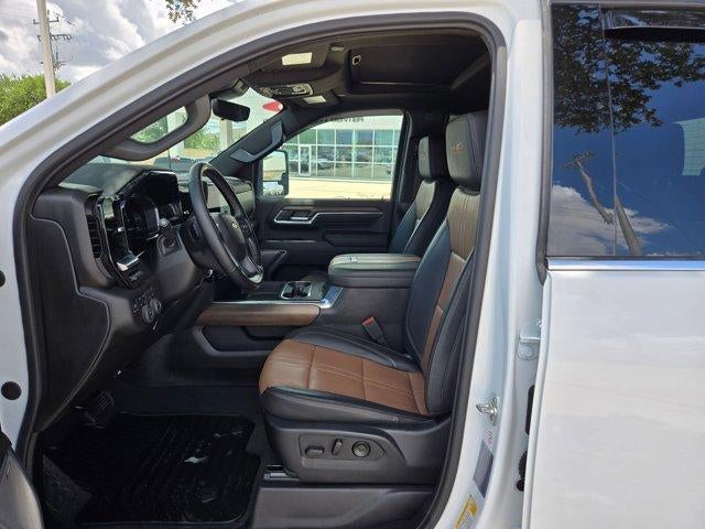 2025 Chevrolet Silverado 3500 HD High Country