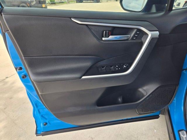 2021 Toyota RAV4 XLE Premium - Photo 19