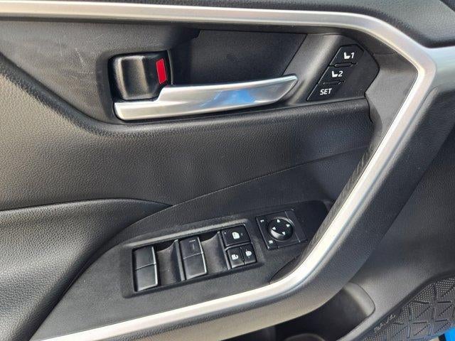 2021 Toyota RAV4 XLE Premium - Photo 20