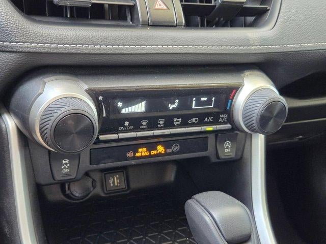 2024 Toyota RAV4 LE - Photo 17