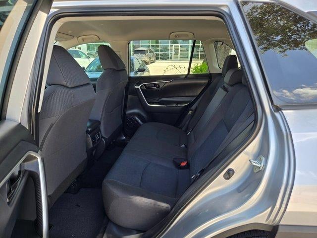 2024 Toyota RAV4 LE - Photo 21