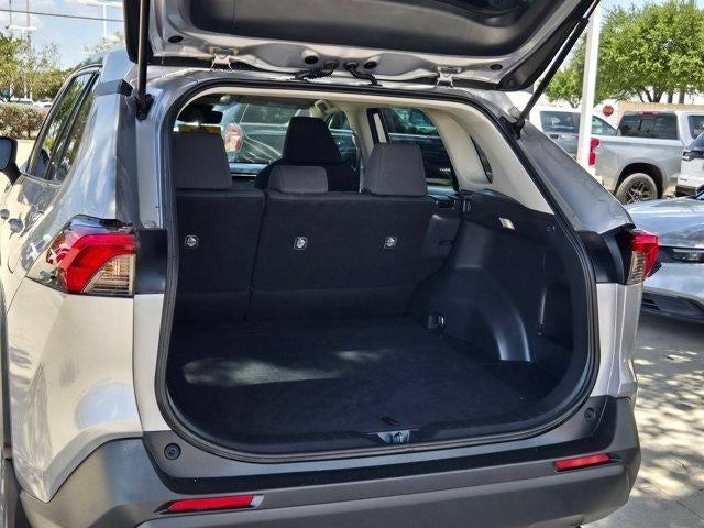 2024 Toyota RAV4 LE - Photo 26
