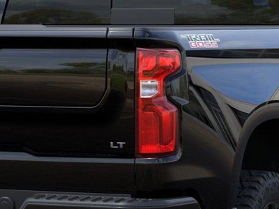 2026 Chevrolet Silverado 1500 Crew Cab Short Box 4-Wheel Drive LT Trail Boss