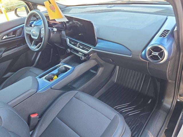 2024 Chevrolet Equinox EV LT - Photo 25