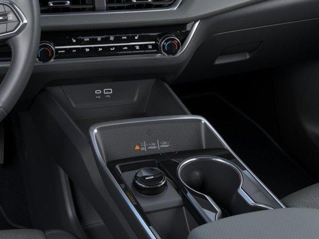 2027 Chevrolet Equinox FWD LT
