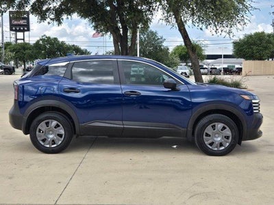 2025 Nissan Kicks S FWD