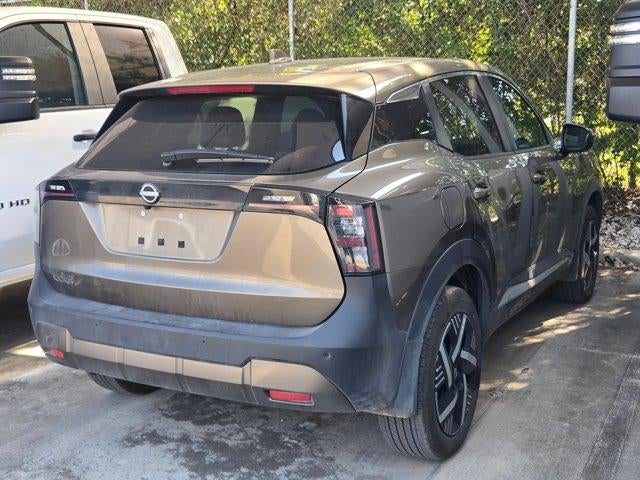 2025 Nissan Kicks SV FWD