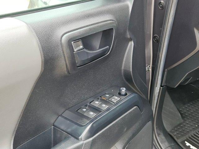 2022 Toyota Tacoma 2WD SR