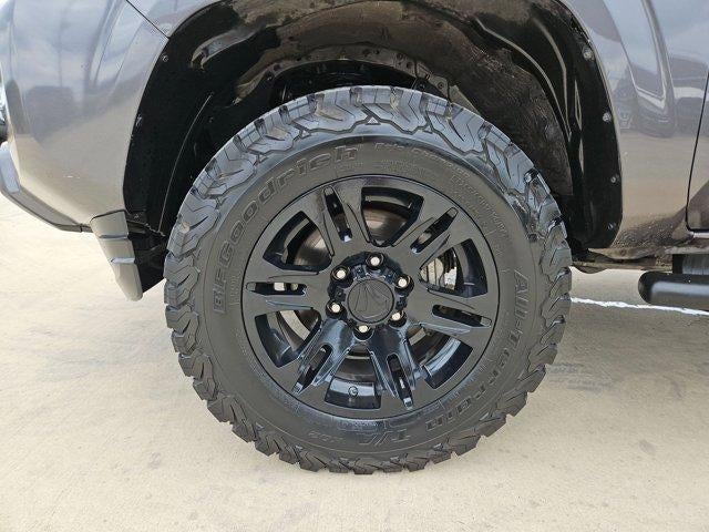 2022 Toyota Tacoma 2WD SR