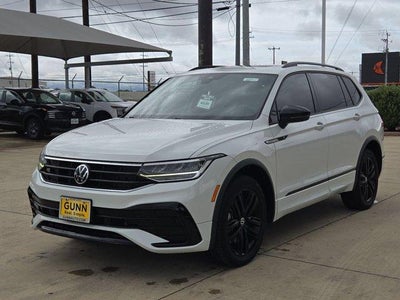 2022 Volkswagen Tiguan 2.0T SE R-Line Black