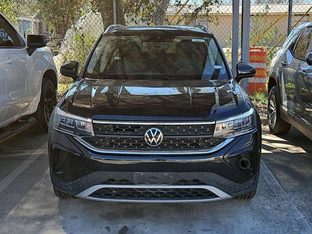 2023 Volkswagen Taos Base