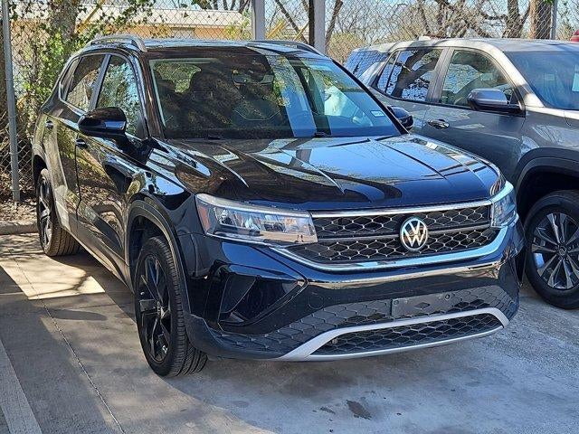 2023 Volkswagen Taos Base