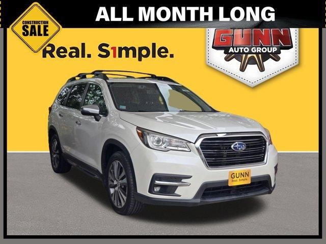 2022 Subaru Ascent Touring's photo