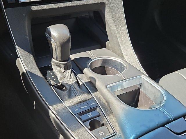 2022 Toyota Avalon XLE