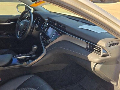 2020 Toyota Camry SE