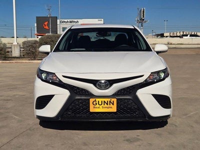 2020 Toyota Camry SE