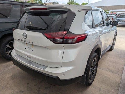 2025 Nissan Rogue SV FWD