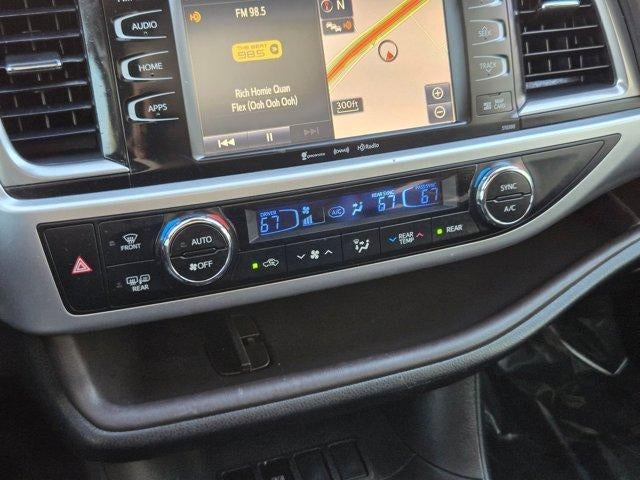 2019 Toyota Highlander SE