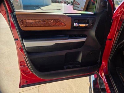 2019 Toyota Tundra 2WD SR5