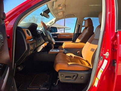 2019 Toyota Tundra 2WD SR5