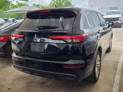 2023 Mitsubishi Outlander ES 2.5 2WD