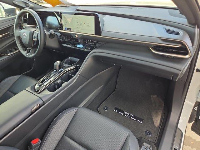 2025 Toyota Crown Platinum - Photo 26