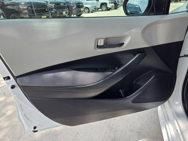 2022 Toyota Corolla LE - Photo 18