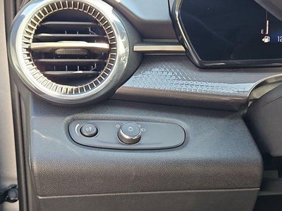 2025 Chevrolet Trax Base