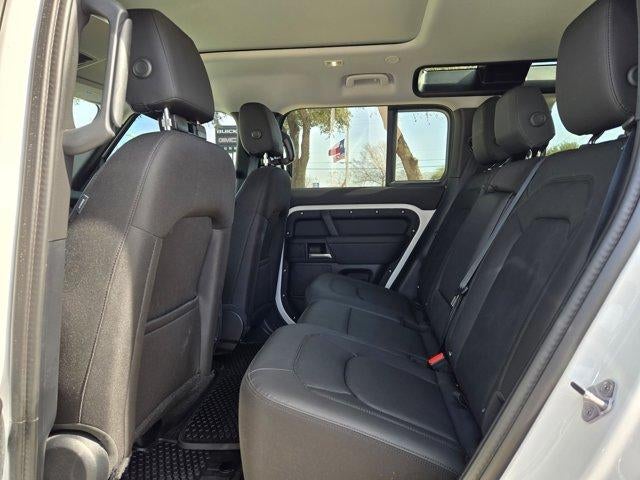 2025 Land Rover Defender 110 P300