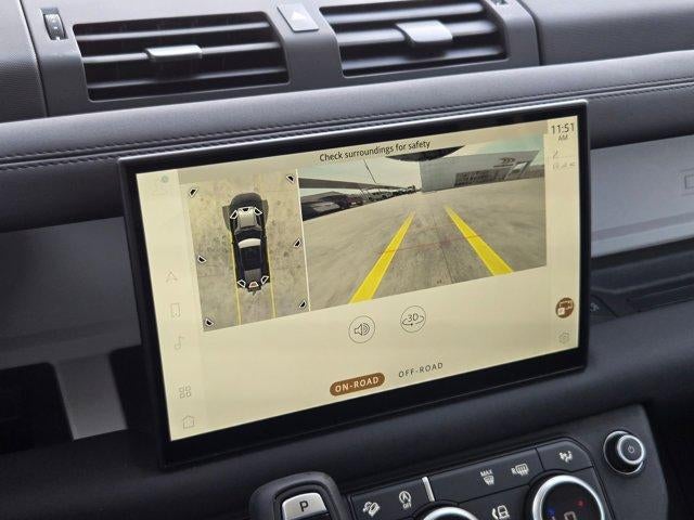 2025 Land Rover Defender 110 P300